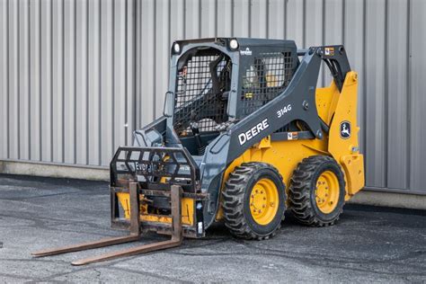 used john deere 314g skid steer